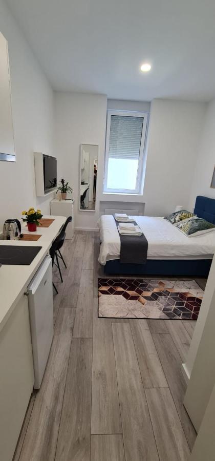 Mika Apartment And Studios Zagrzeb Zewnętrze zdjęcie